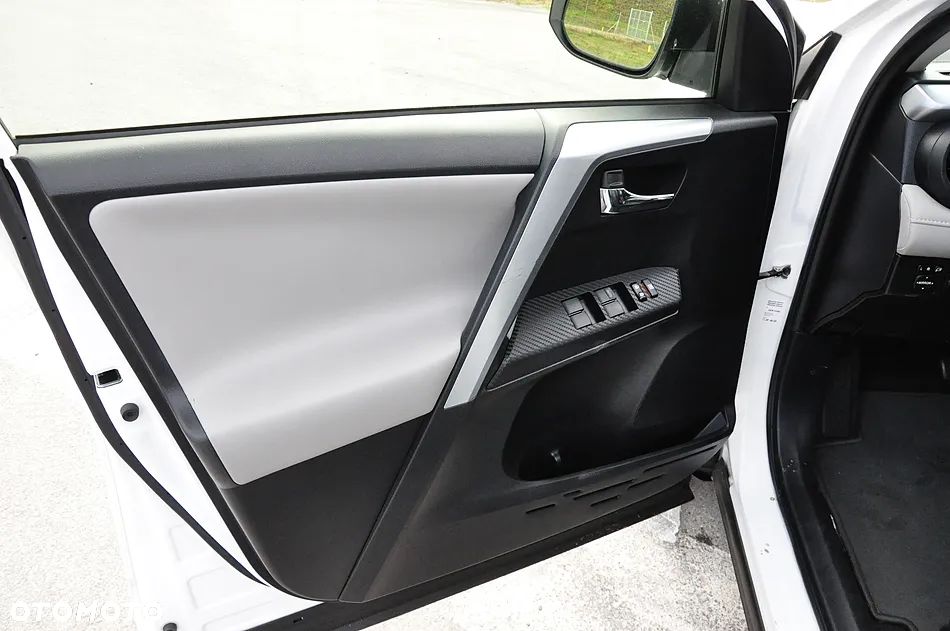 Toyota RAV4 2.0 4x4 Start&Stop CVT Executive - 19