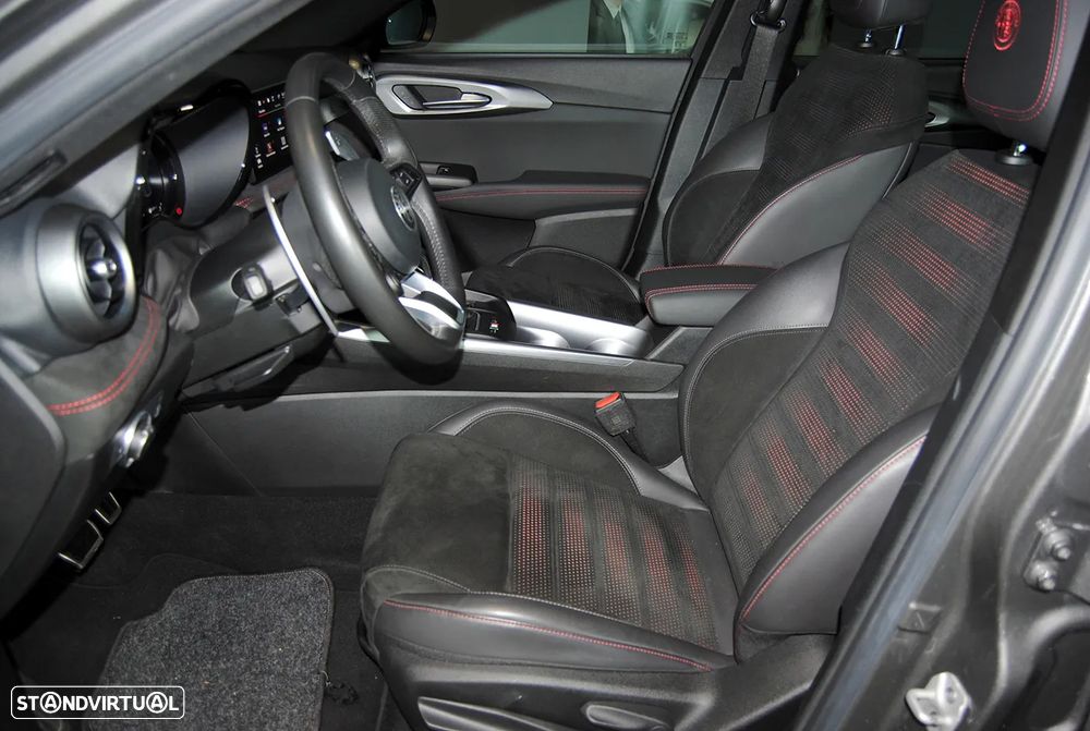 Alfa Romeo Tonale 1.3 Plug-In Hybrid Veloce e-AWD - 20