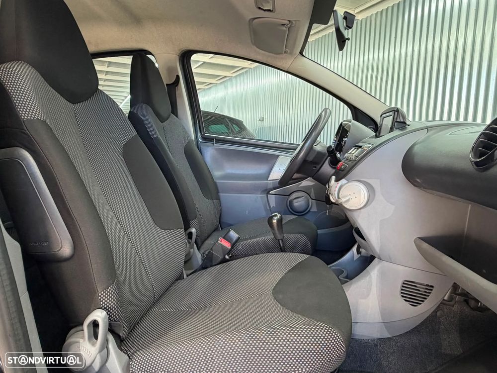Toyota Aygo 1.0 + AC - 18