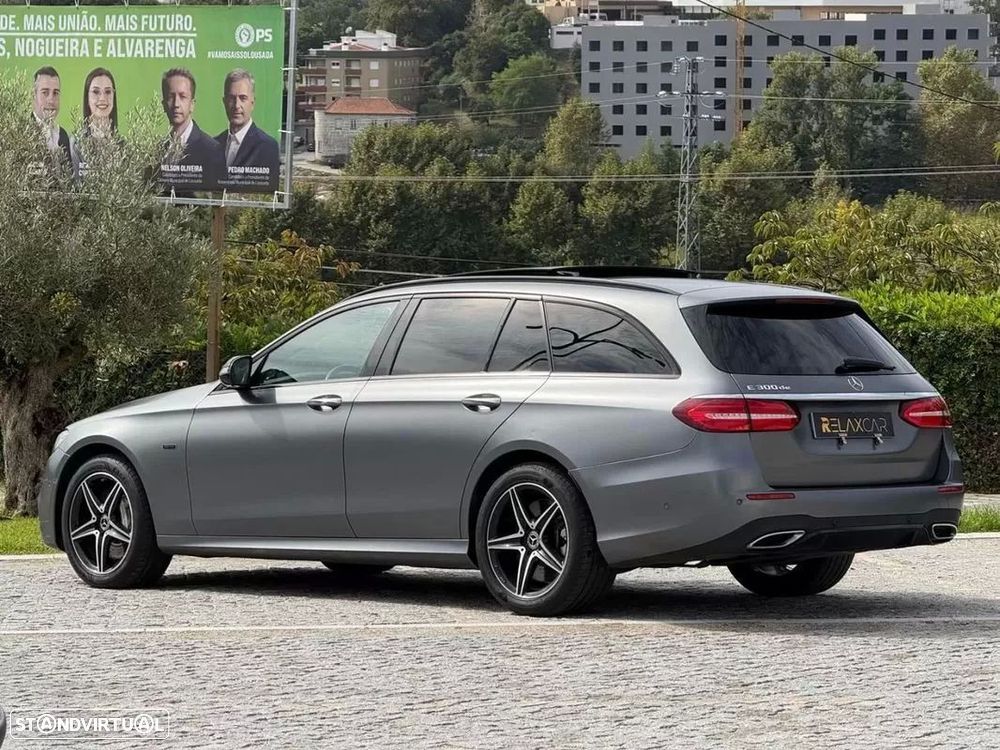 Mercedes-Benz E 300 de AMG Line - 8