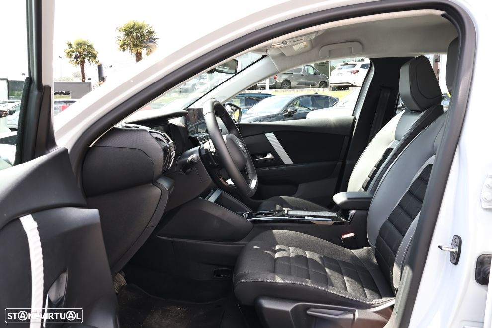 Citroën C4 1.2 Hybrid Plus e-DSC6 - 16