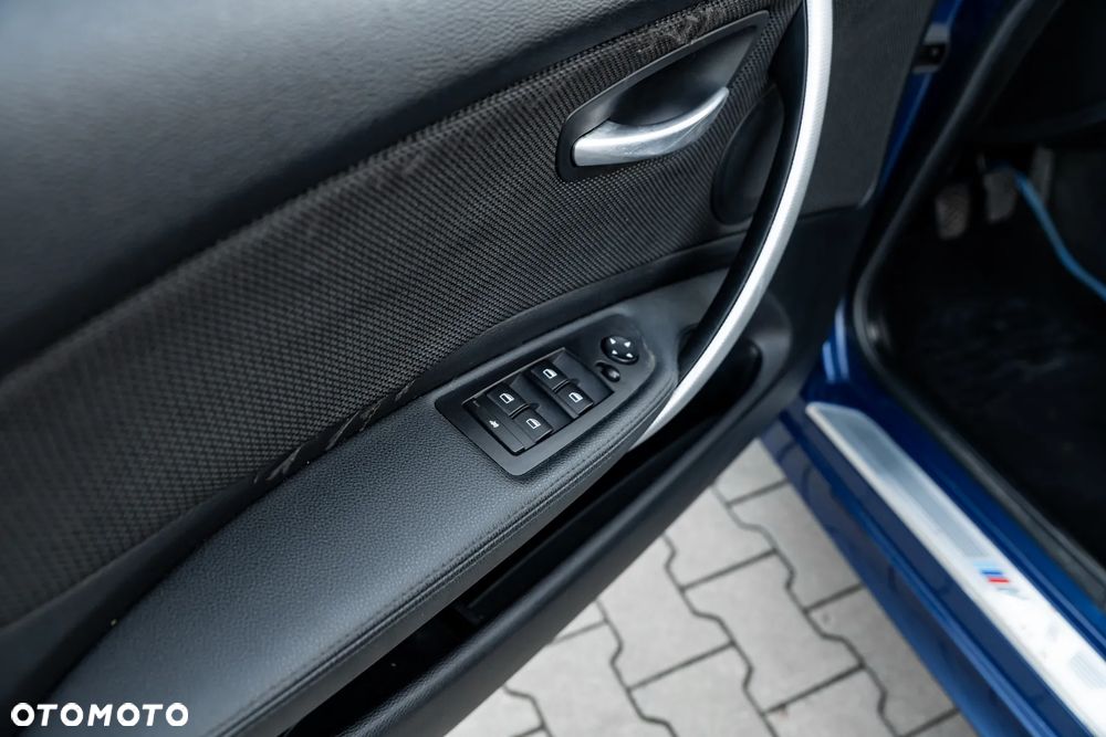 BMW Seria 1 120i Edition Sport - 30