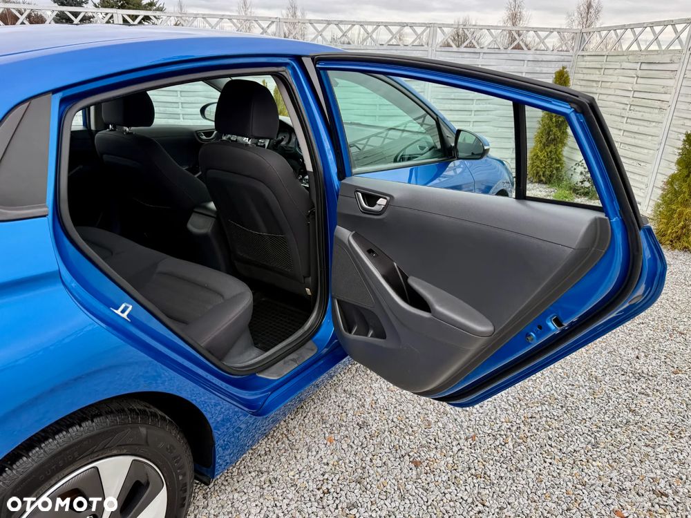 Hyundai IONIQ Hybrid Premium - 31