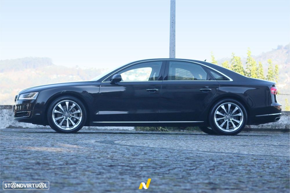 Audi A8 3.0 TDI V6 quattro Clean Diesel Exclusive - 4