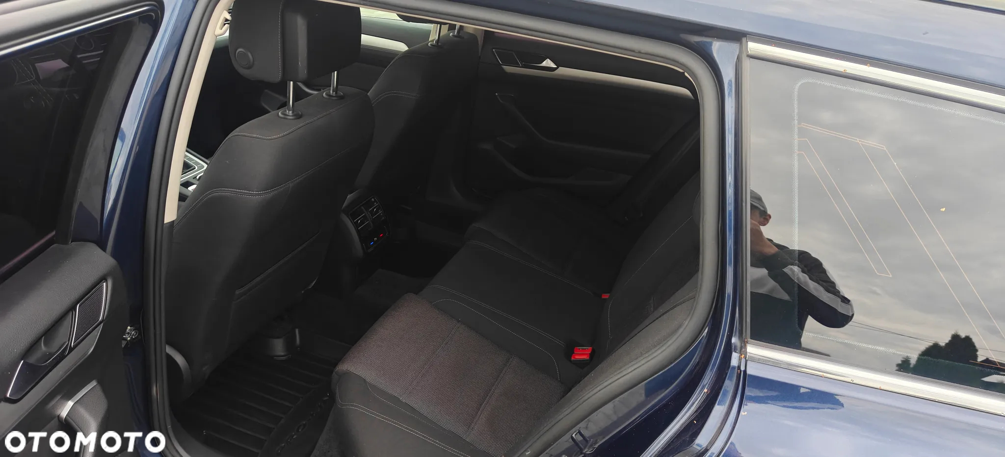 Volkswagen Passat 1.6 TDI BMT Comfortline - 19