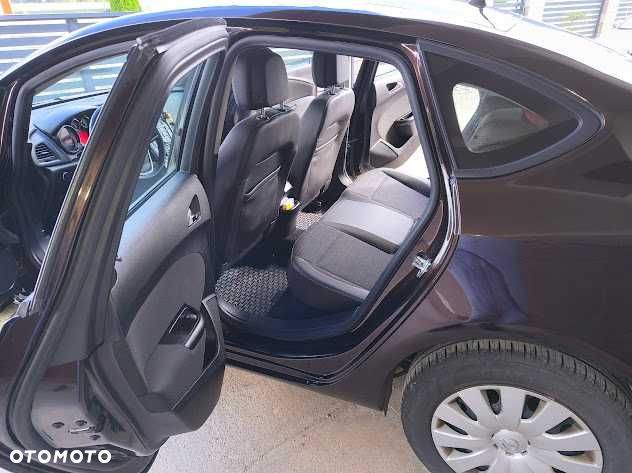 Opel Astra - 11