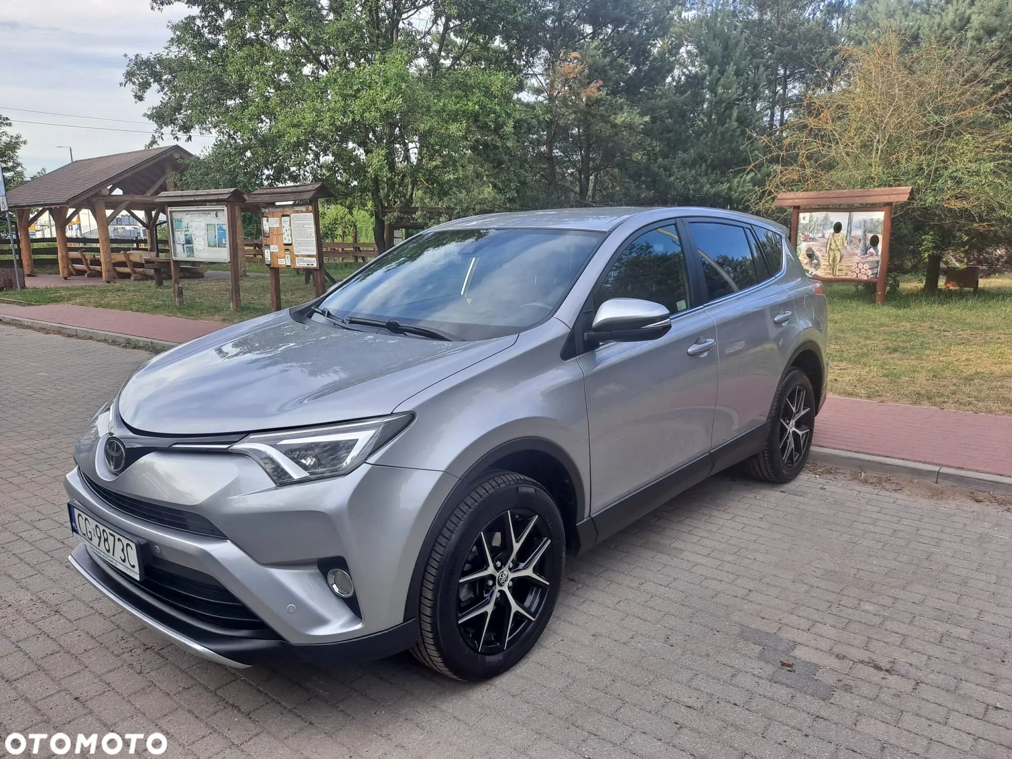 Toyota RAV4 2.0 D-4D Prestige 4x2 - 1