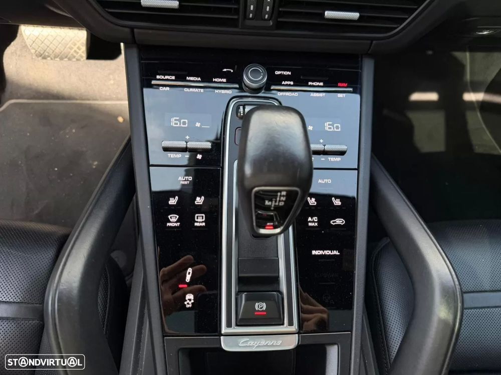 Porsche Cayenne E-Hybrid - 12