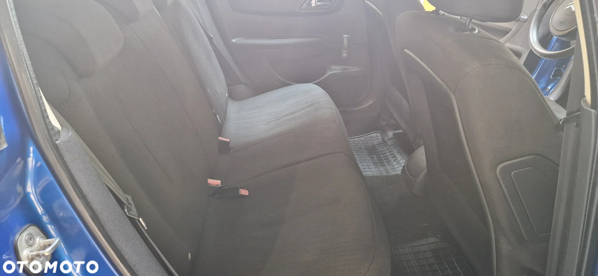 Citroën C4 1.4 16V Style - 11