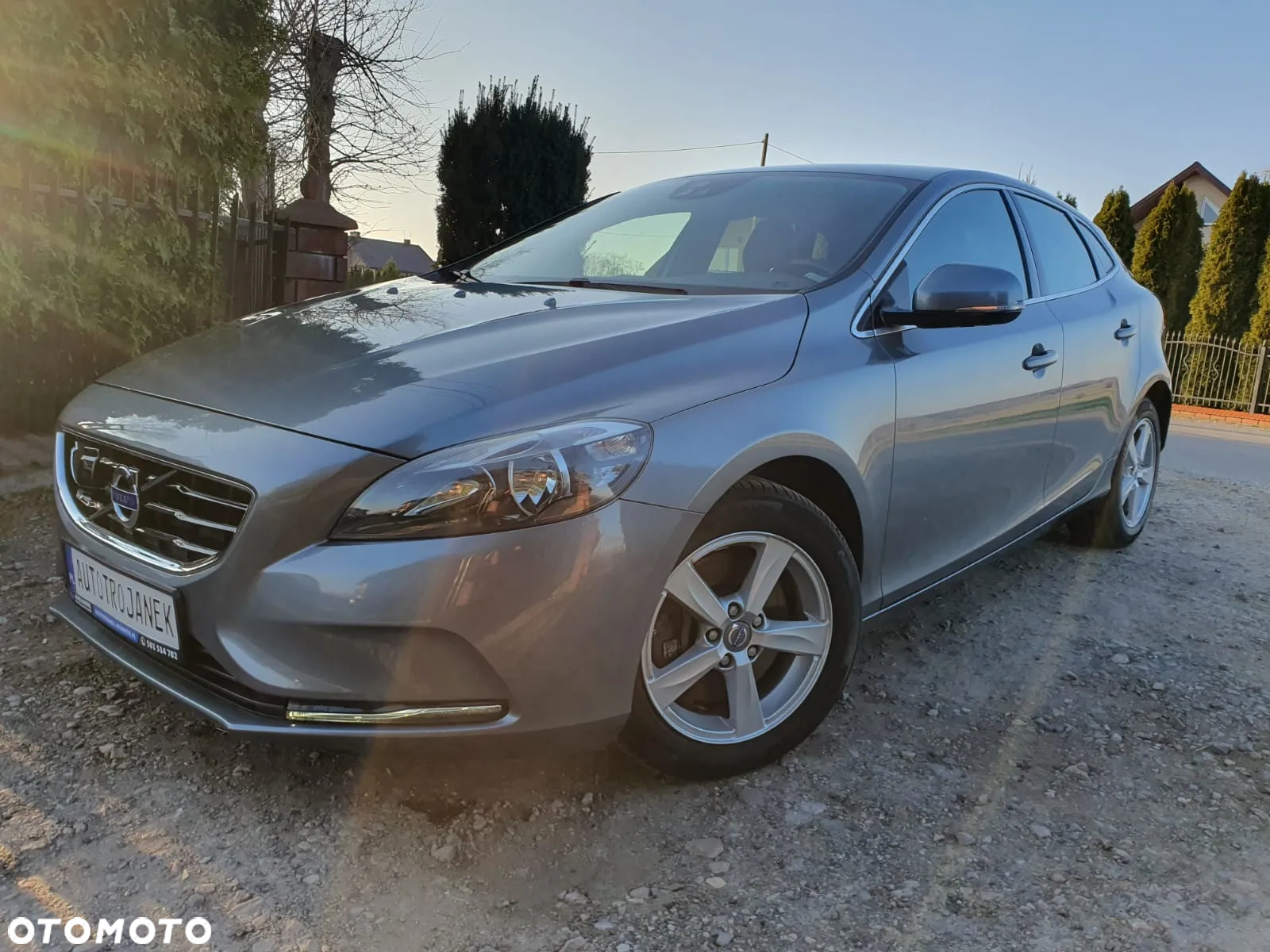 Volvo V40 D4 Drive-E Momentum - 11