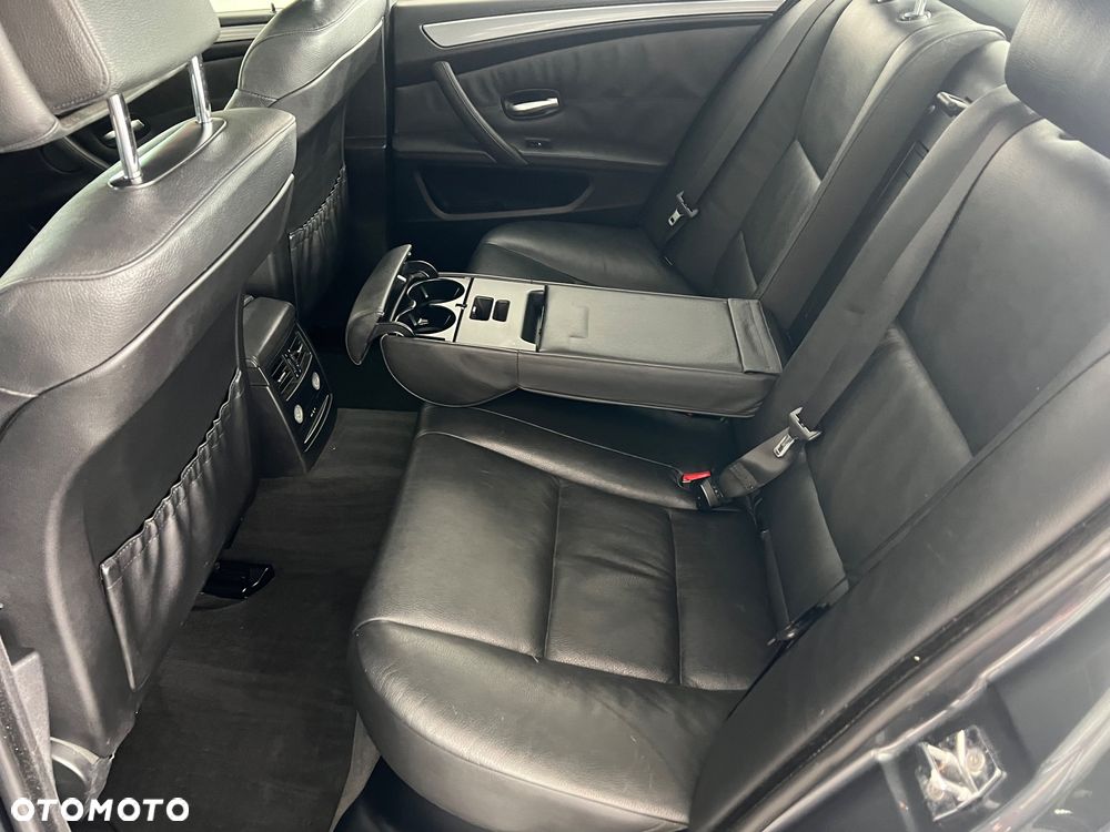 BMW Seria 5 520d - 17