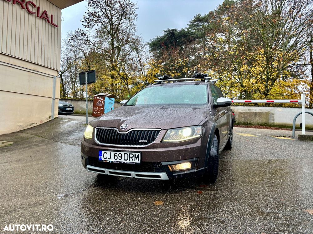 Skoda Octavia Combi Diesel 2.0 TDI 4X4 DSG Scout - 1