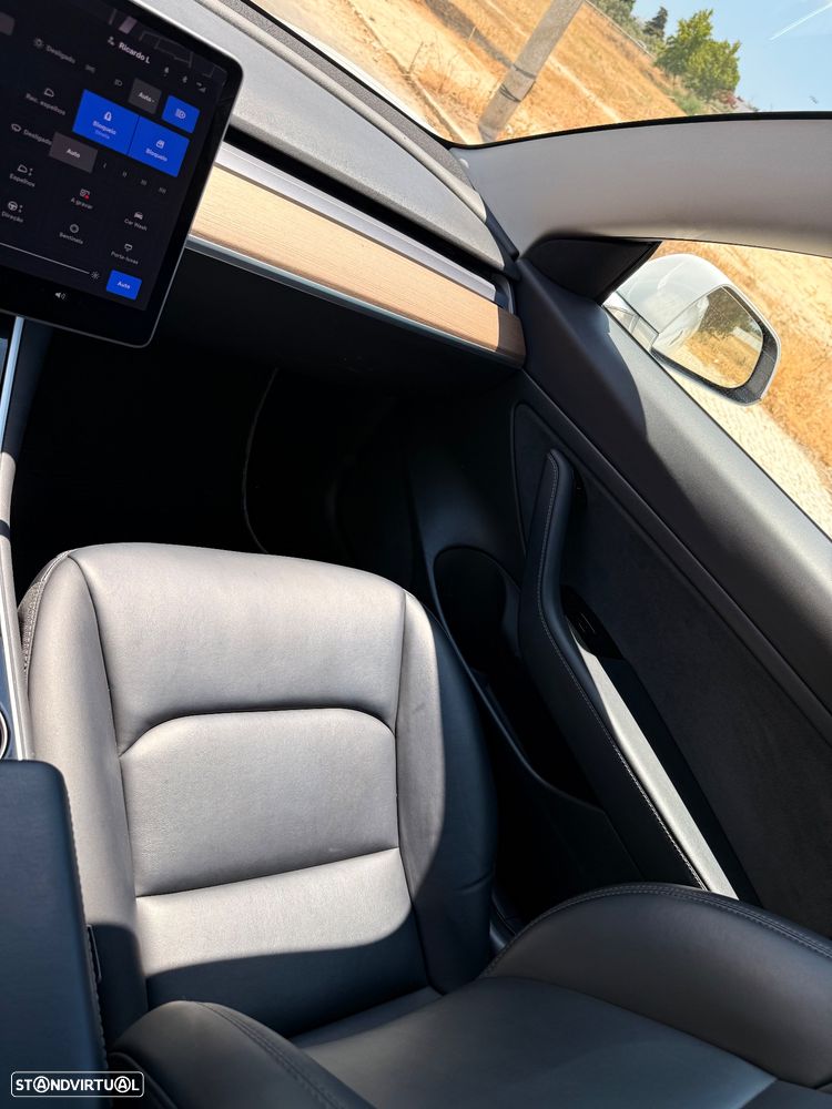 Tesla Model 3 Tração Traseira - 18