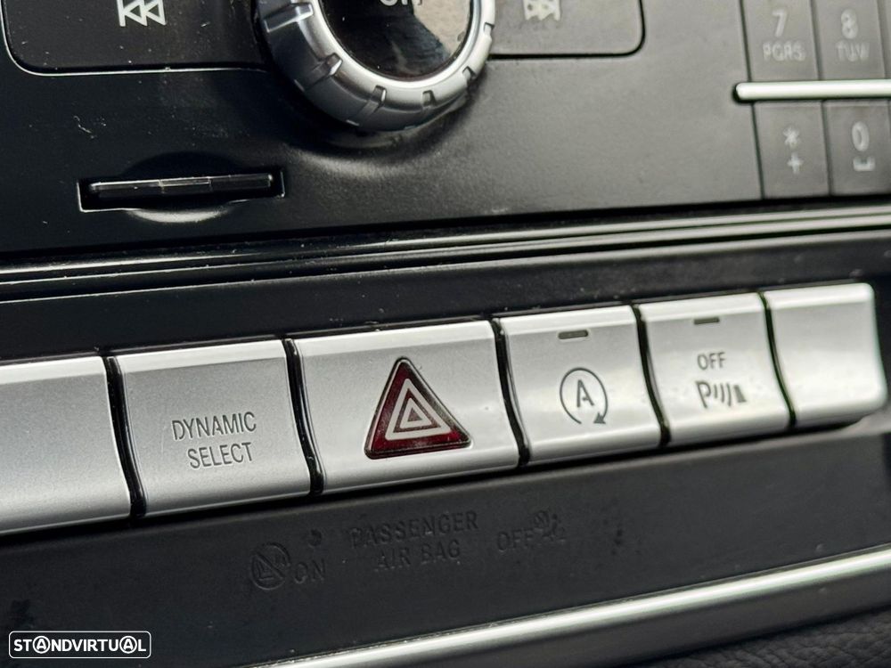 Mercedes-Benz CLA 180 d AMG Line - 38