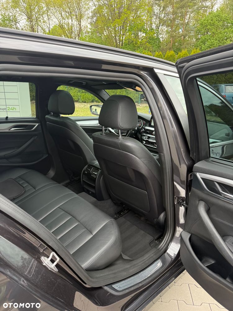 BMW Seria 5 520d - 8