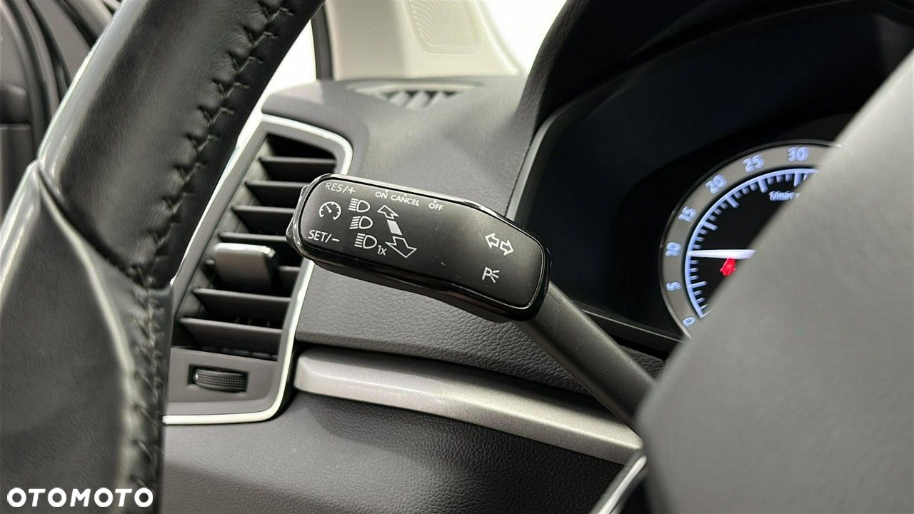 Skoda Karoq 2.0 TDI SCR 4x4 Ambition DSG - 25