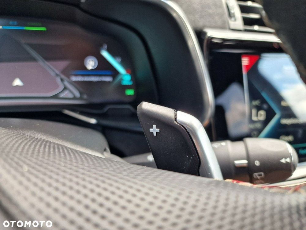 DS Automobiles DS 7 Crossback 1.6 E-Tense Performance Line + - 28