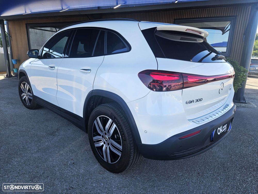Mercedes-Benz EQA 300 4Matic Electric Art - 14