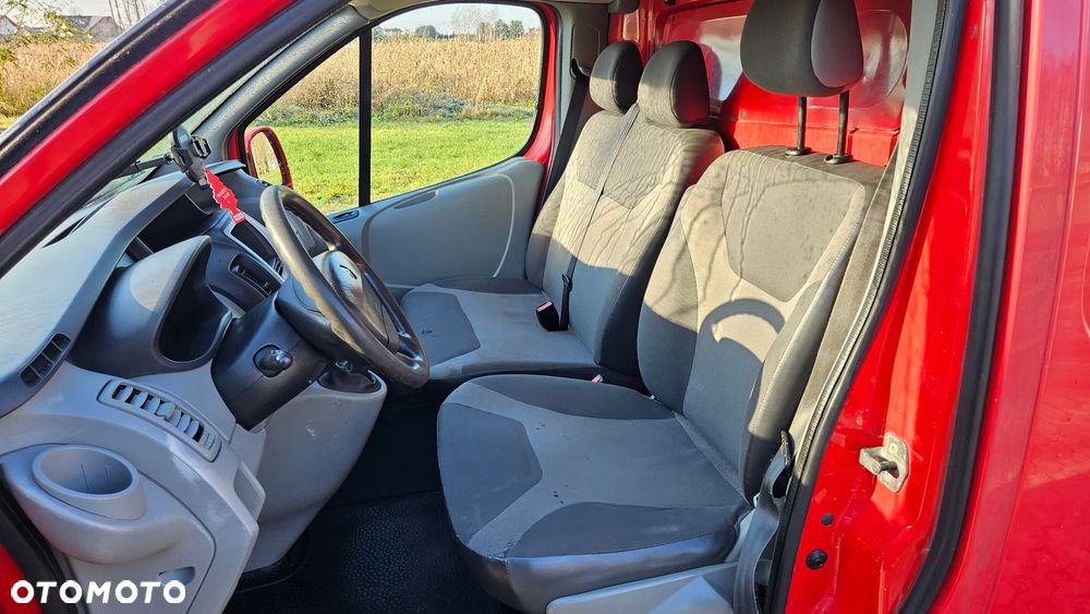 Renault Trafic - 12