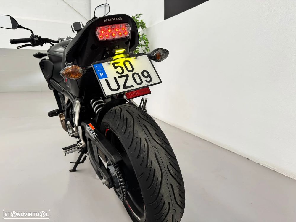 Honda CB 650F A - 10