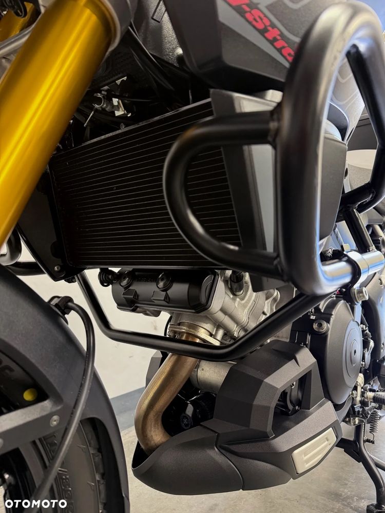 Suzuki V-STROM - 26
