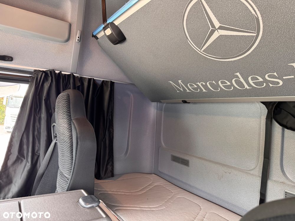 Mercedes-Benz ATEGO - 11