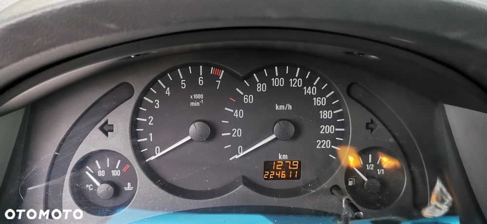 Opel Meriva 1.4 - 10