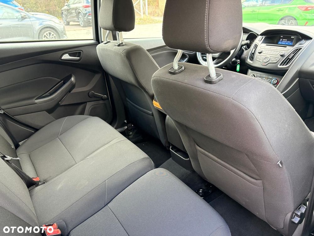 Ford Focus 1.0 EcoBoost Trend Edition - 22