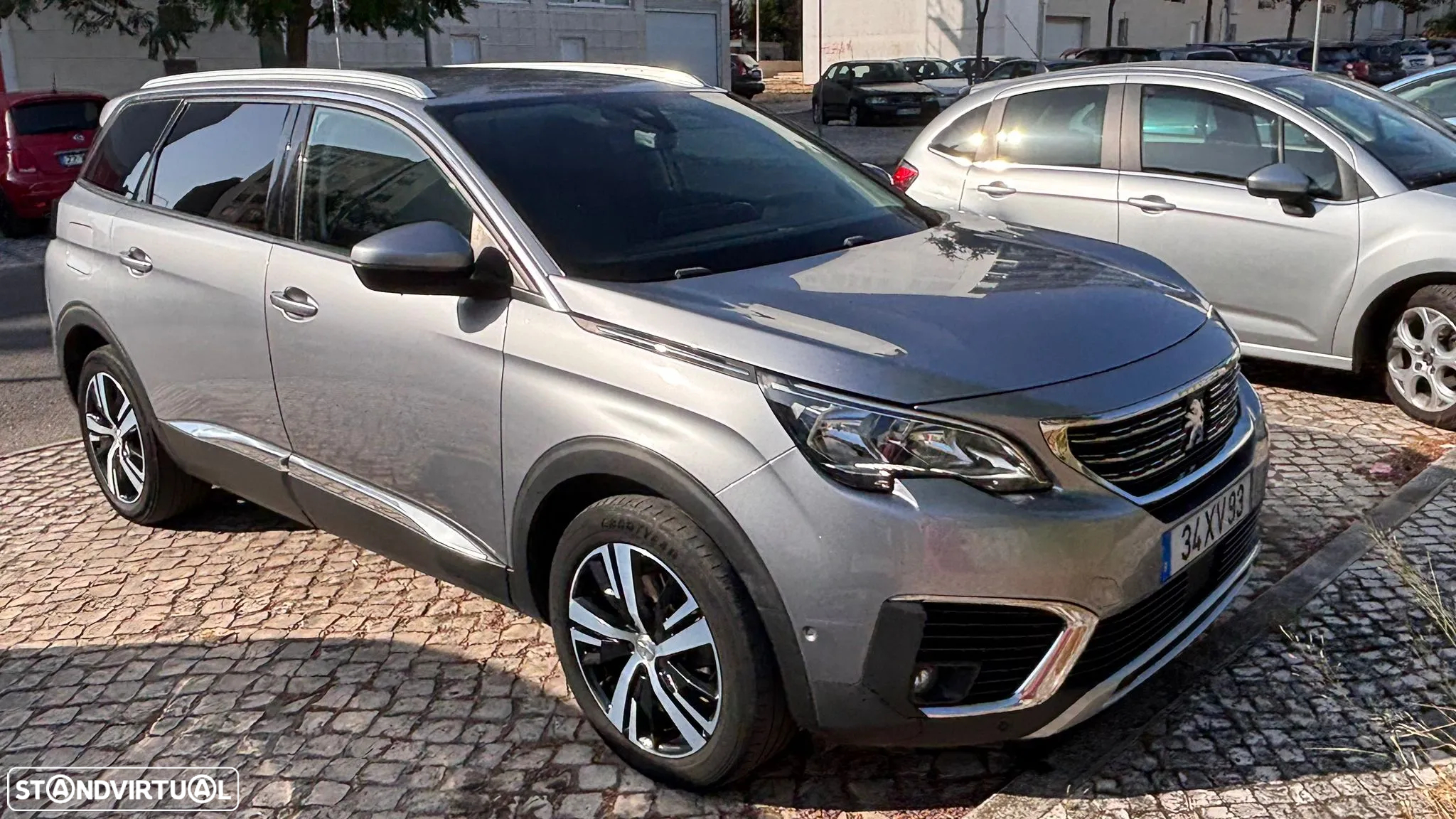 Peugeot 5008 1.5 BlueHDi Allure EAT8 - 2