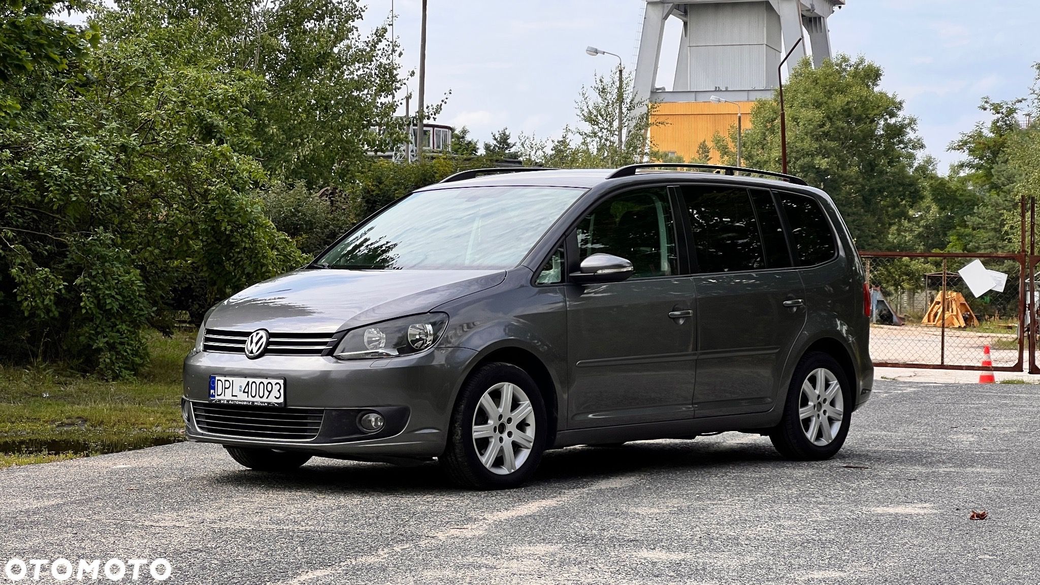 Volkswagen Touran 1.6 TDI DPF Comfortline DSG - 1