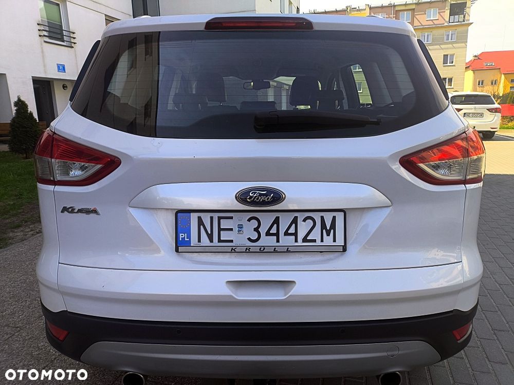 Ford Kuga 2.0 TDCi 2x4 Titanium - 15