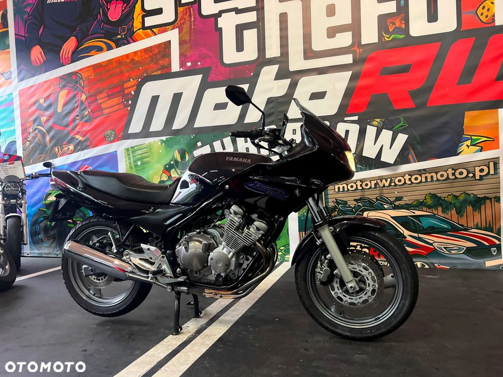 Yamaha XJ - 15