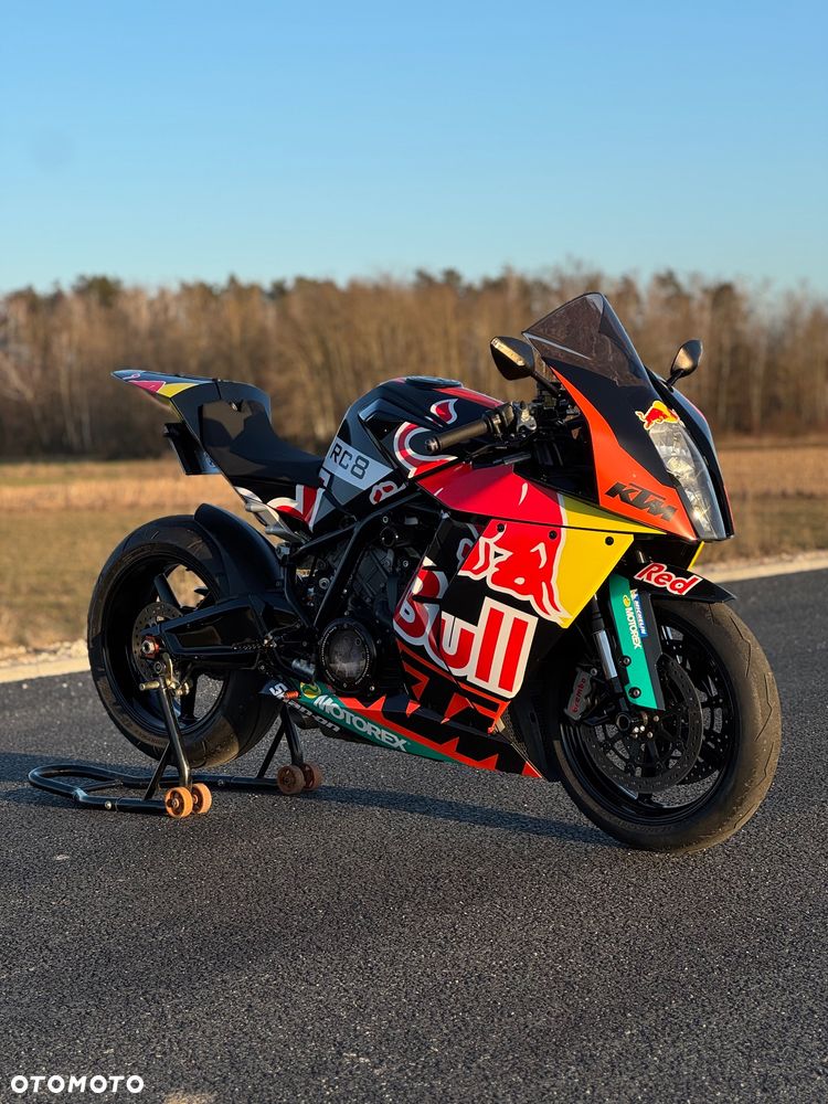 KTM RC 8 - 8