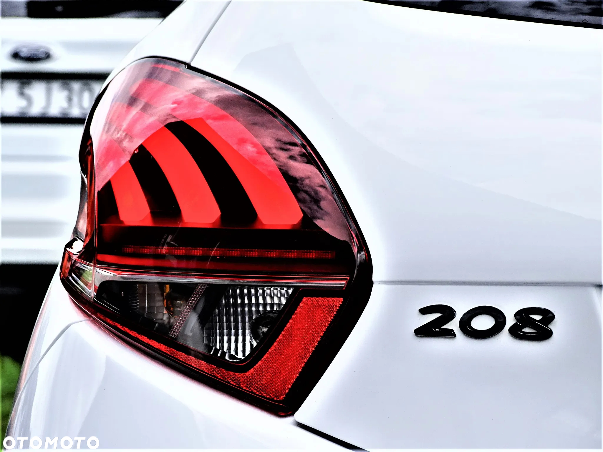 Peugeot 208 PureTech 82 Stop & Start Signature - 17