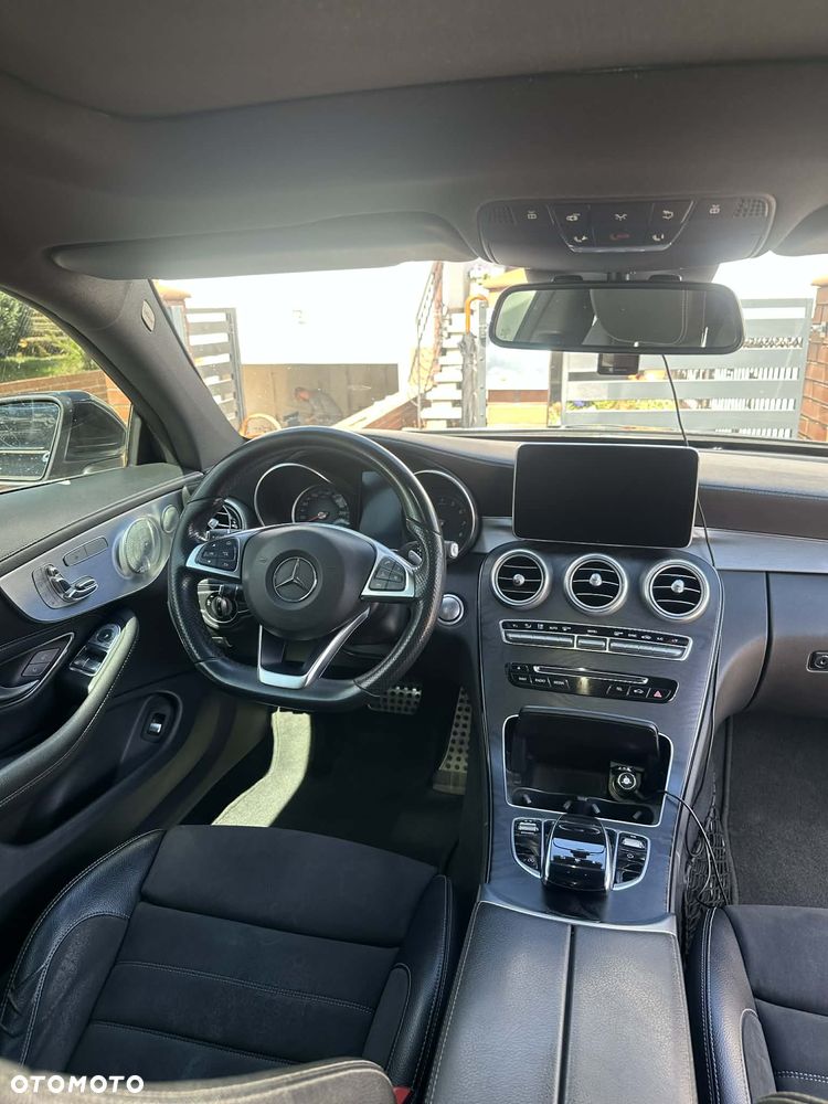 Mercedes-Benz Klasa C 300 7G-TRONIC - 12