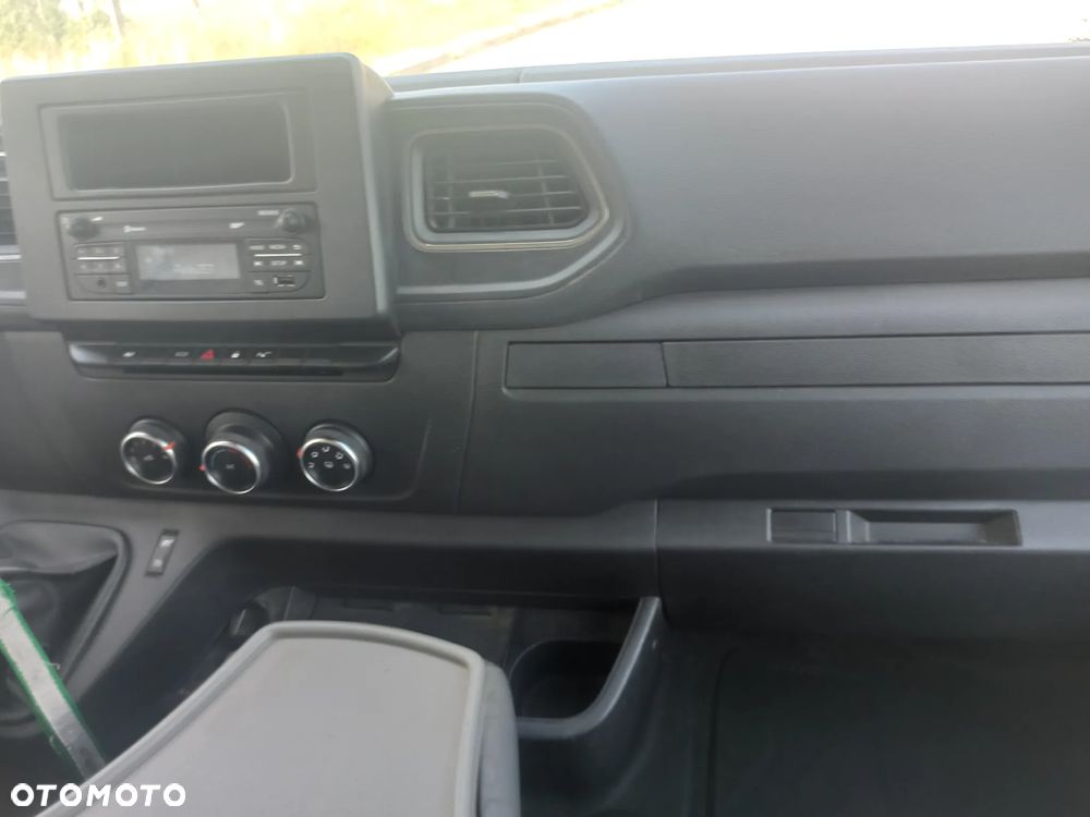 Renault Master - 16