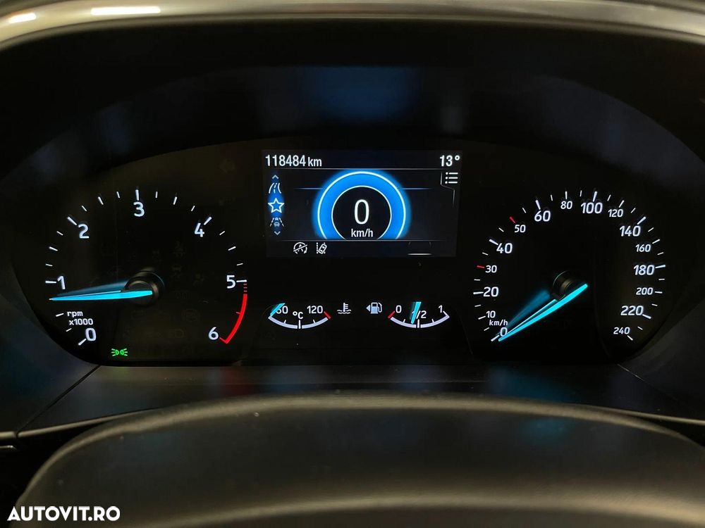 Ford Focus 1.5 EcoBlue Titanium - 27