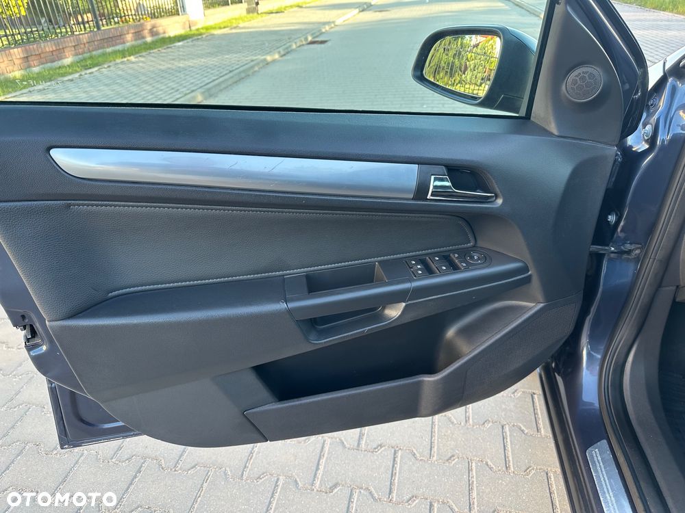 Opel Astra 1.6 Automatik Design Edition - 24