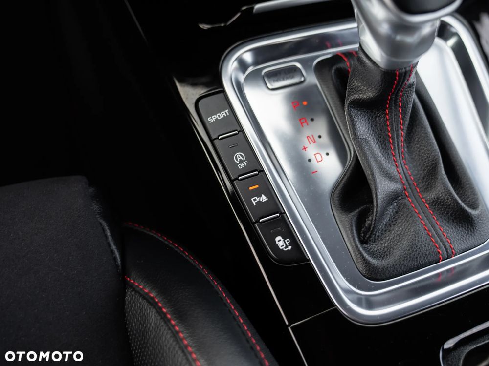 Kia ProCeed 1.6 T-GDI GT DCT - 38
