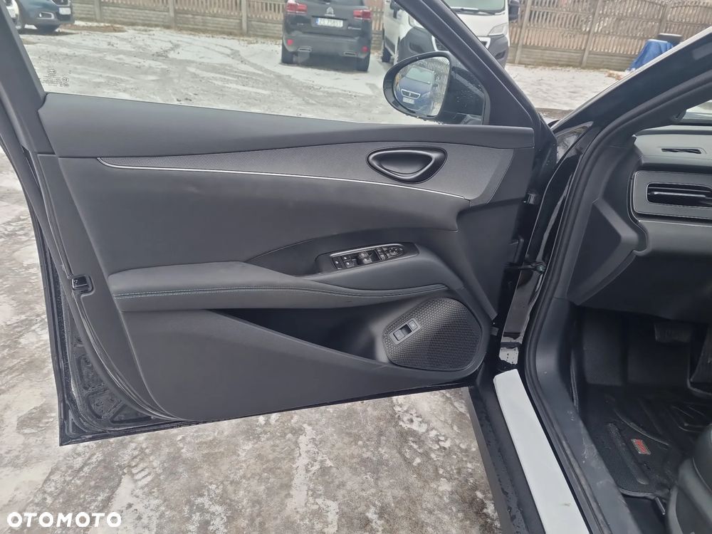 BYD Seal 6 - 12