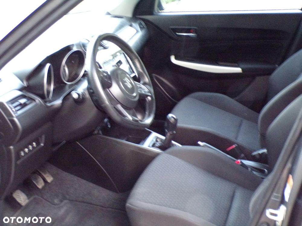 Suzuki Swift 1.2 Dualjet Hybrid Comfort - 19