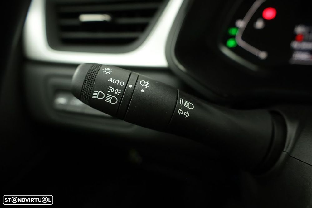 Renault Captur 1.0 TCe Techno Bi-Fuel - 17