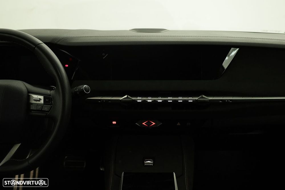 DS DS4 1.2 PureTech Performance Line EAT8 - 9