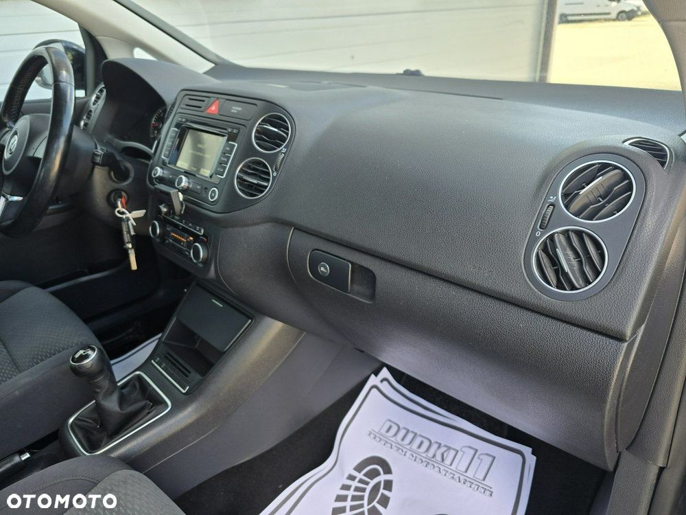 Volkswagen Golf Plus - 22