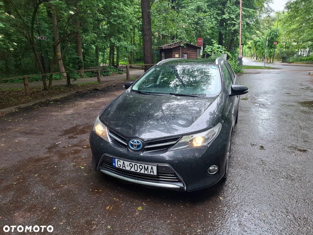 Toyota Auris - 1