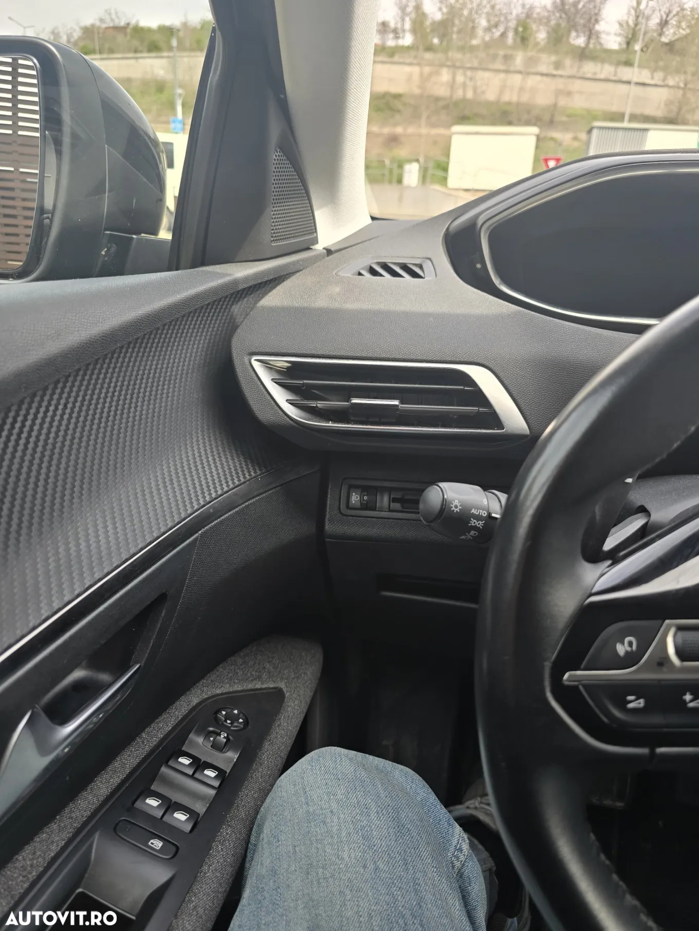 Peugeot 3008 1.5 BlueHDI S&S EAT8 Active - 13