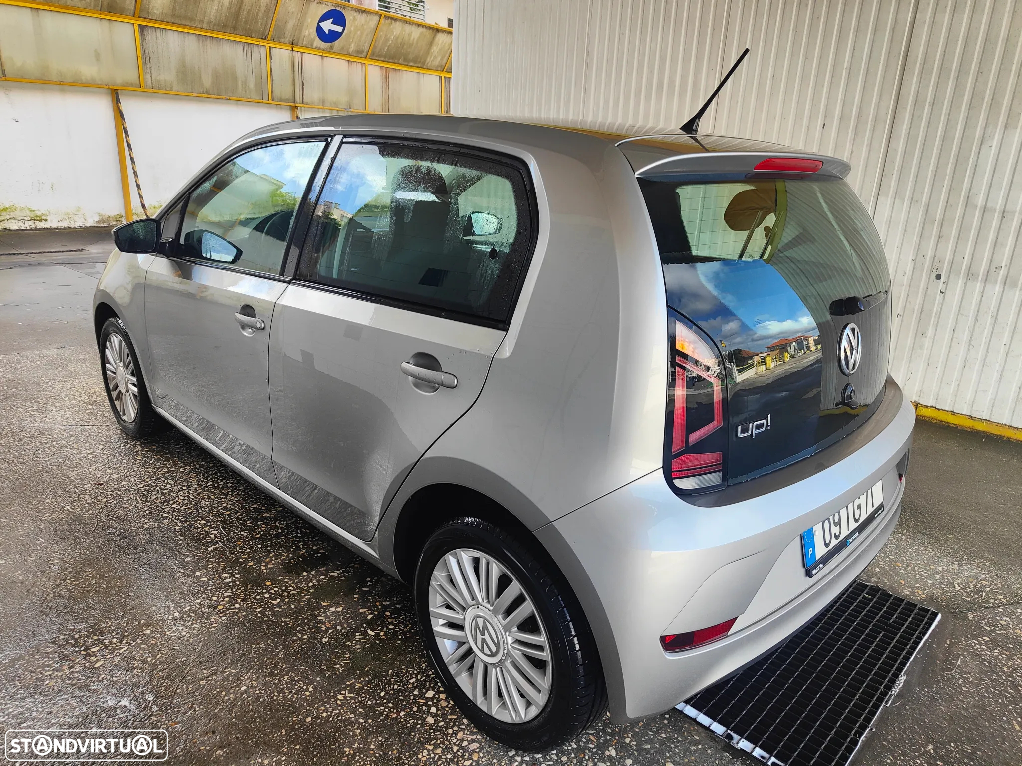 VW Up! 1.0 Move - 7