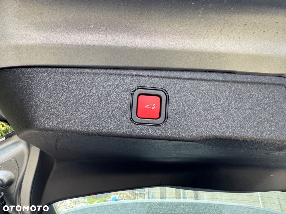 Jeep Avenger 1.2 GSE T3 Turbo-Benzin GDI Altitude - 15