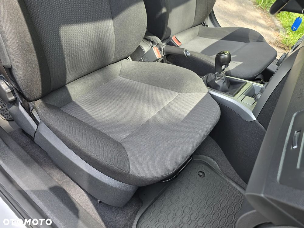 Opel Astra 1.6 Enjoy - 23