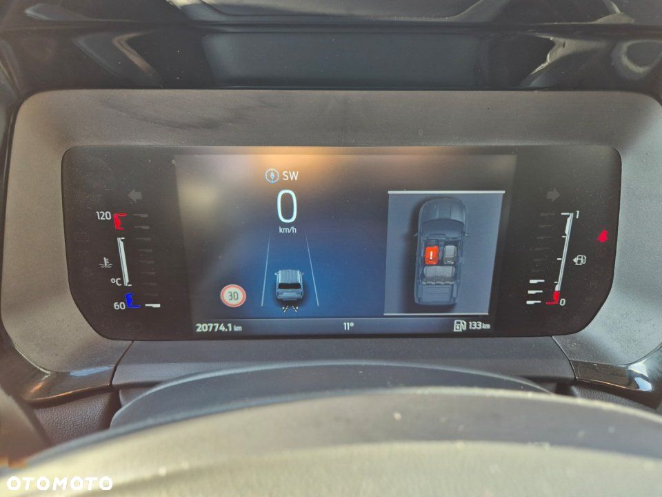 Ford Tourneo Courier - 16